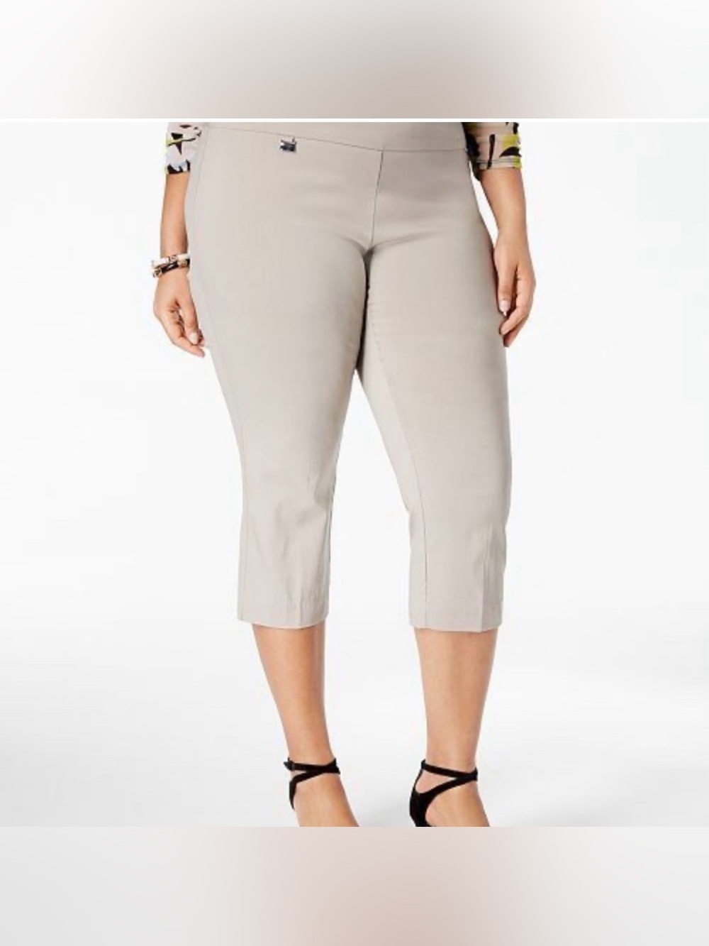 Alfani pull-on tummy control capris in summer straw tan Size 14